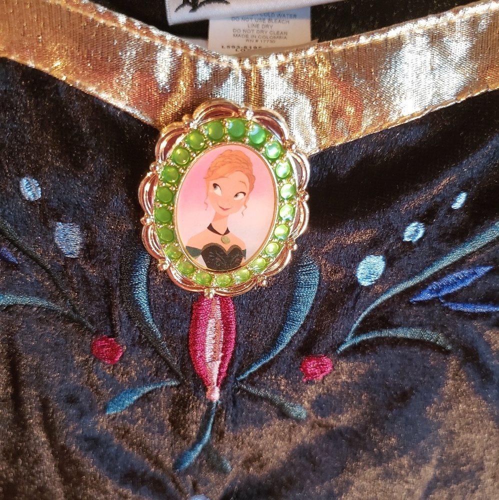 Disney Parks Princess Ana Costume, NEW - Picture 7 of 8